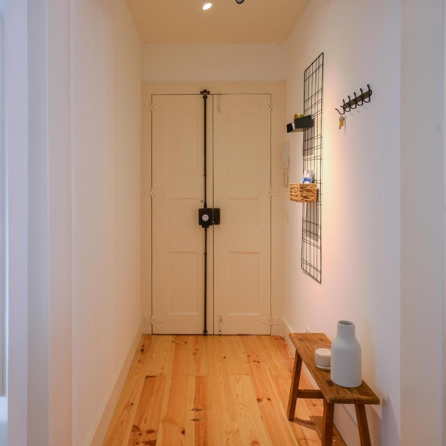 Sunny And Stylish Apartment - 11 Min To The Center Lizbona Zewnętrze zdjęcie