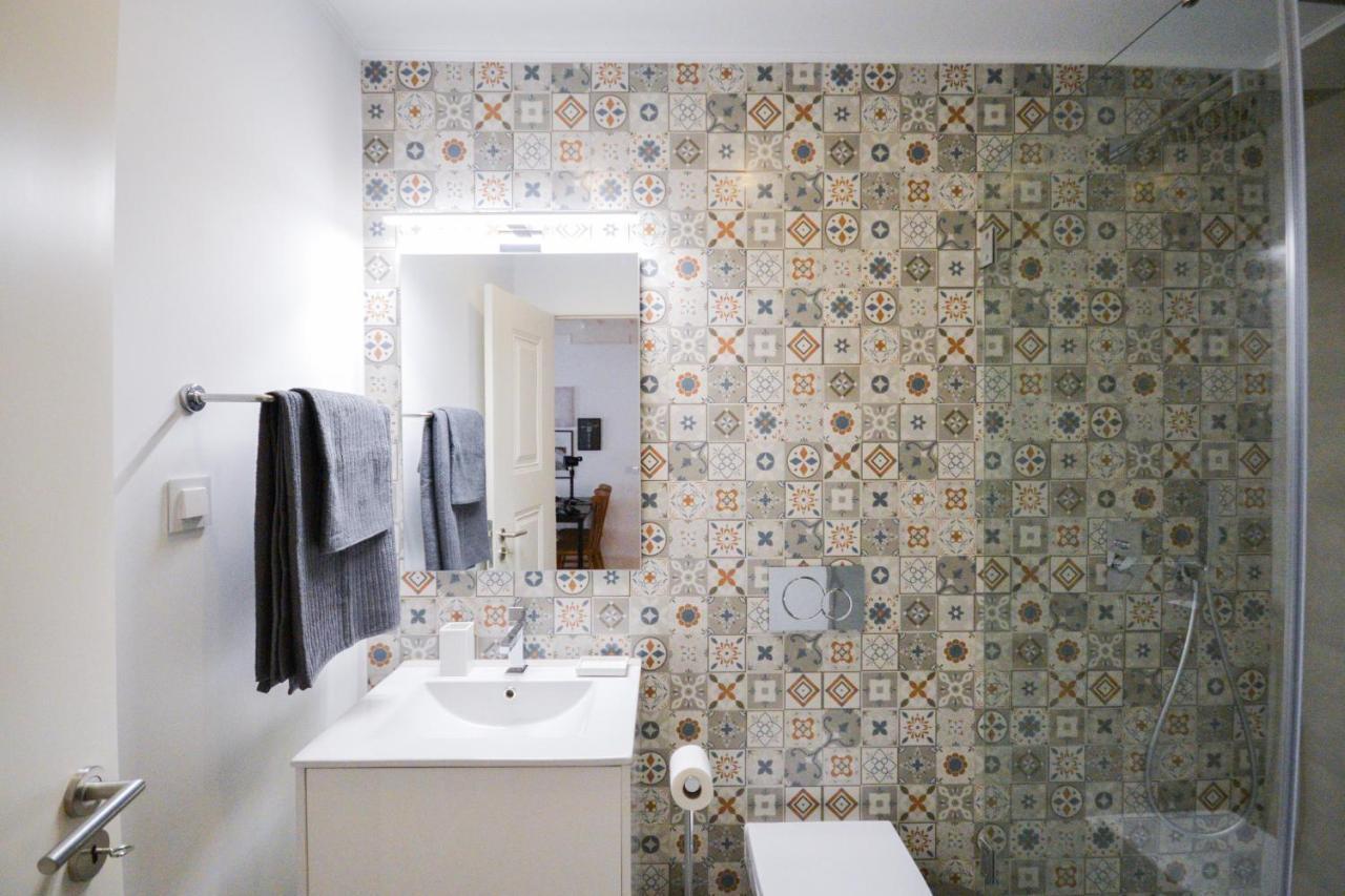 Sunny And Stylish Apartment - 11 Min To The Center Lizbona Zewnętrze zdjęcie