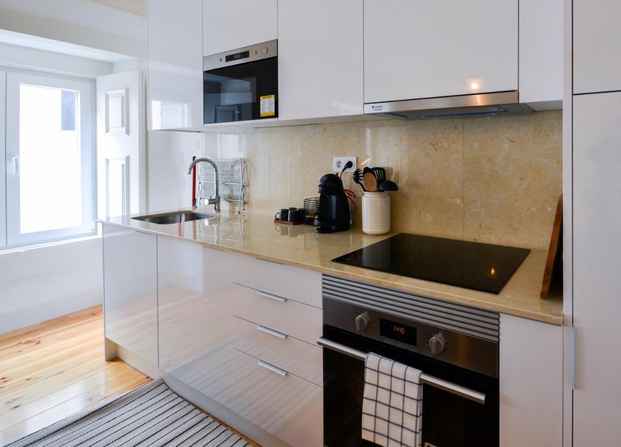Sunny And Stylish Apartment - 11 Min To The Center Lizbona Zewnętrze zdjęcie